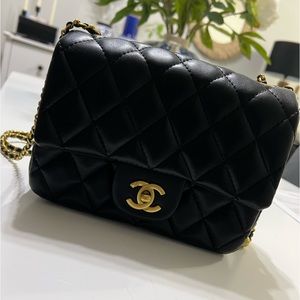 Chanel Pearl Crush Square Mini in Black